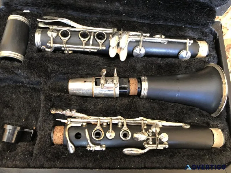 CECILIO clarinet with case
