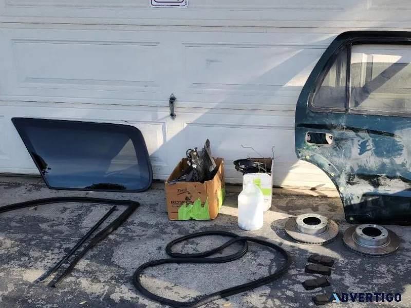 3rd Genration 4runner door parts - 1