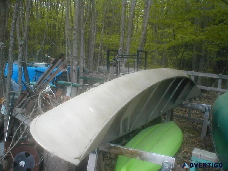 16  Aluminum Canoe
