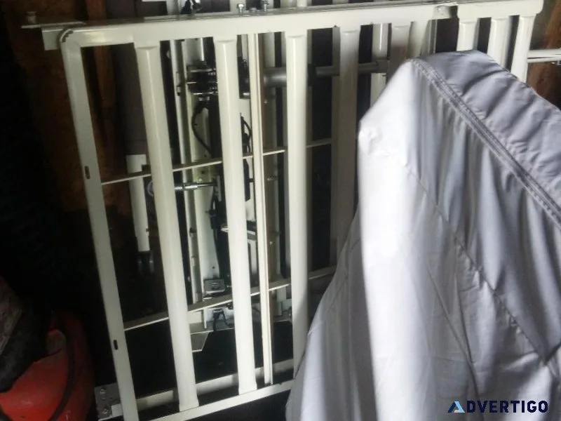 Ivacare G5510 Full Electric Hospital Bed