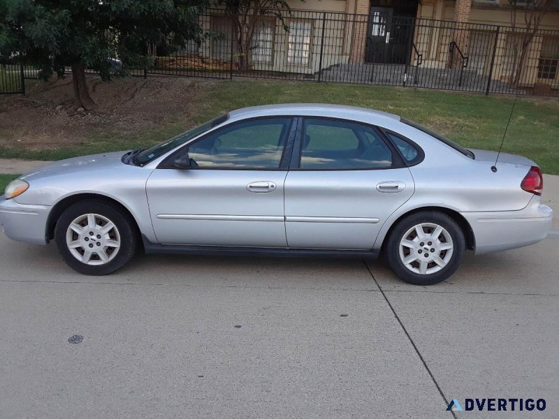 2006 Ford Taurus 3.0L 85k miles clean tittle