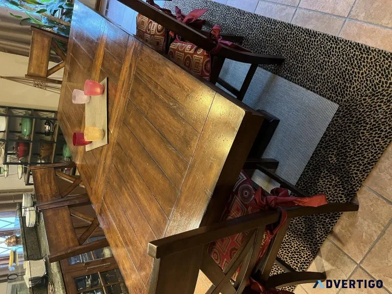 Dining table set