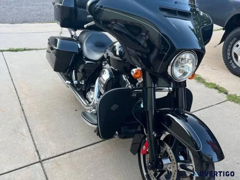 2014 Harley-Davidson Street Glide Special