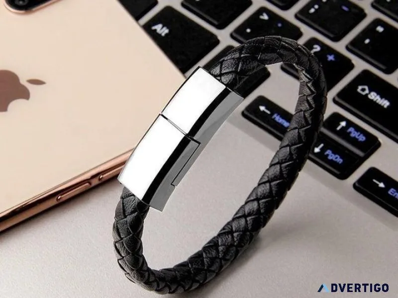 Charging bracelet