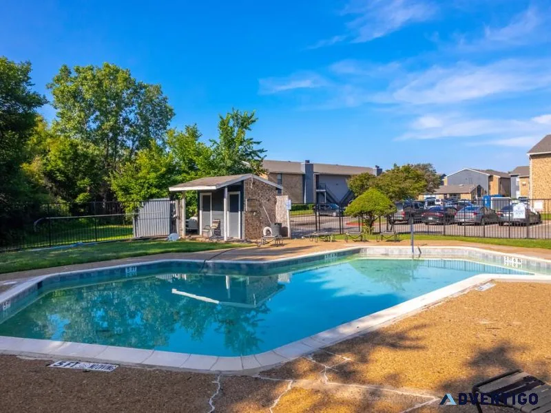 Mesquite 11 1105 611 sq ft  Pool Second chance leasing