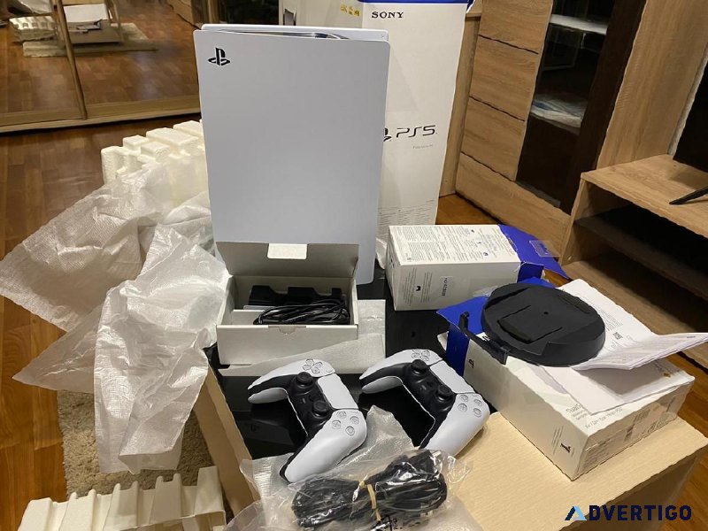 Sony Playstation 5 PS5 Console (disc version)