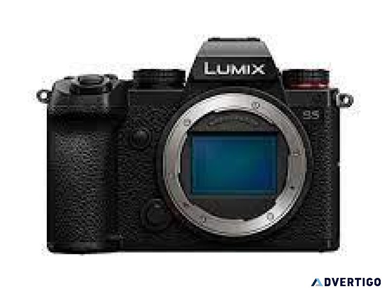 Panasonic LUMIX S5 Full Frame Mirrorless Camera