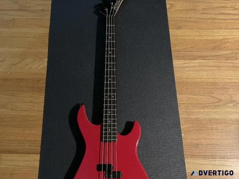 Kramer ZX70 electric bass and guitar stand