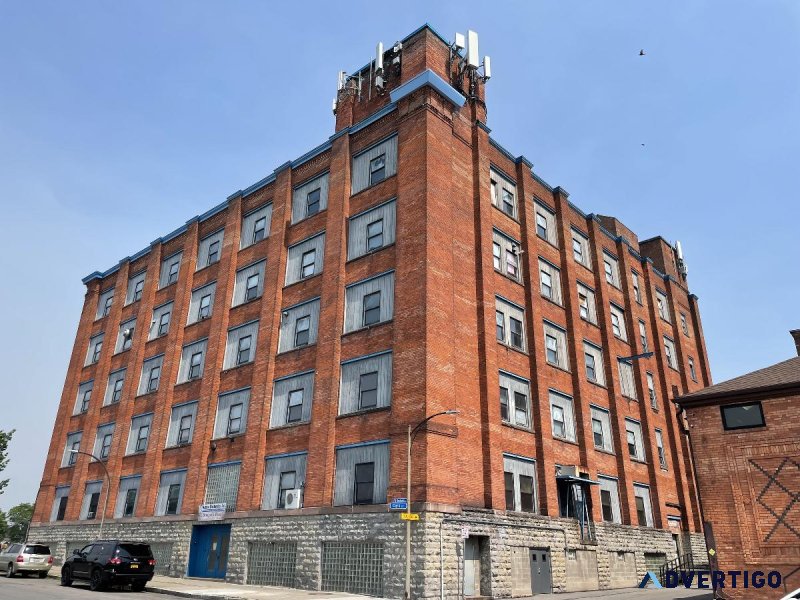 Storage and Spaces available for rent