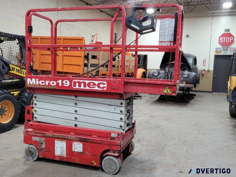 2020 MEC MICRO 19 ELECTRIC SCISSOR LIFT