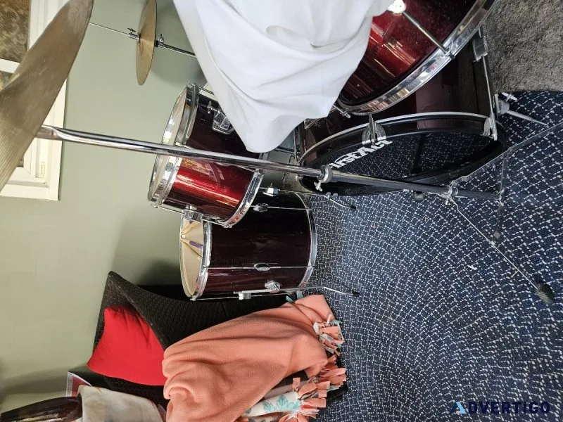 first act 5 pc youth drum set