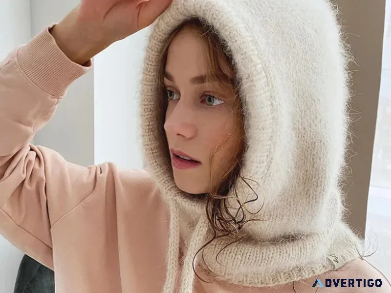 KNIT SCARF HOOD HAT.... 46.82