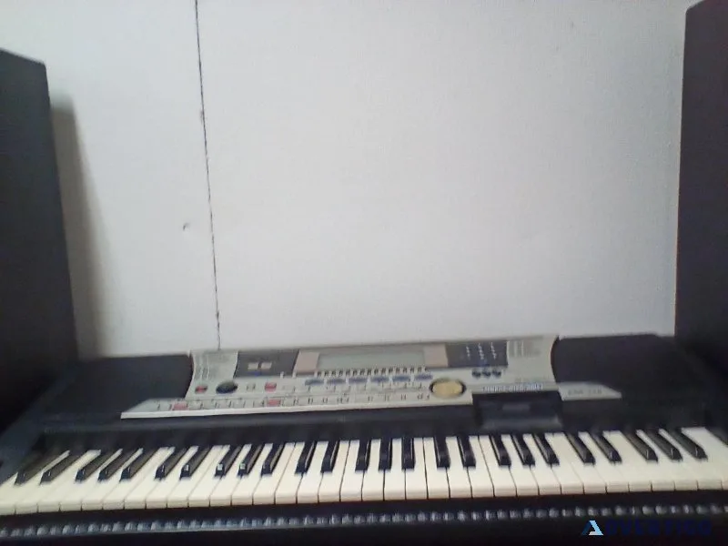 Yamaha keyboard - Priced to Sell 