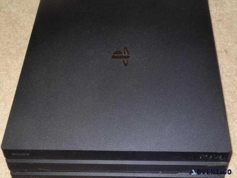 PlayStation 4 Pro Like New