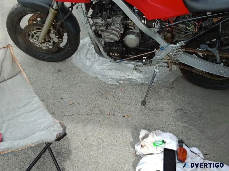 1986 FZ 600 Yamaha motorcycle