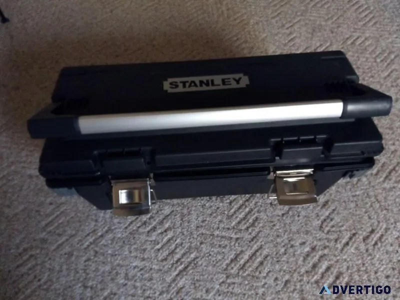 Stanley Heavy-Duty Tool Box wRemovable Tray