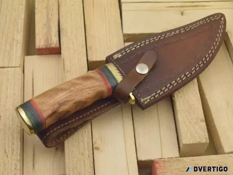 CUSTOM MADE GUT HOOK DAMASCUS KNIFE