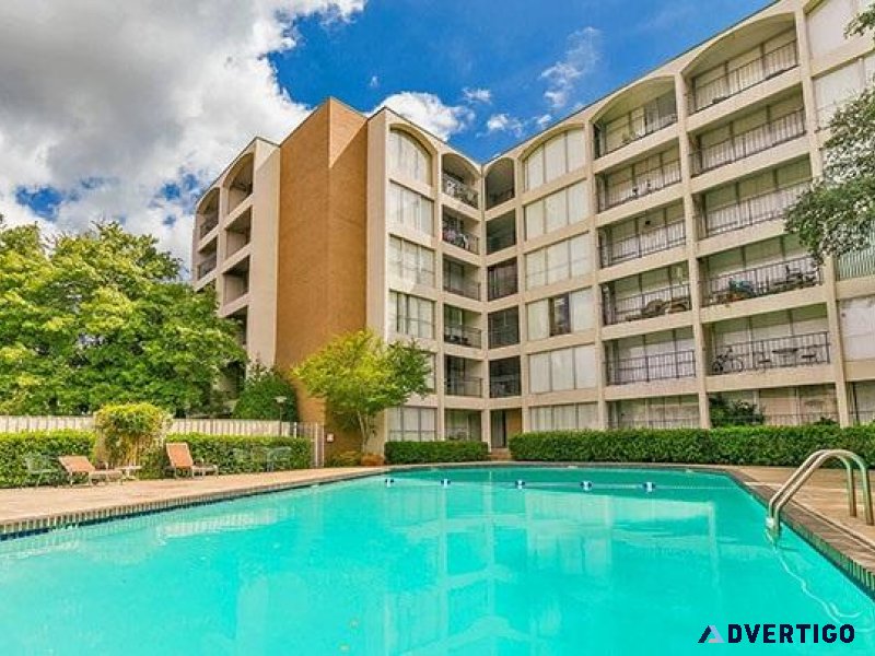 Oaklawn 1995 Unit With Pool Fitness Center Gated