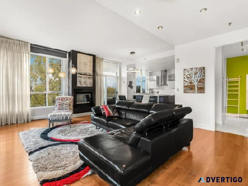 Condo exceptionnel sur le golf de St-Lambert