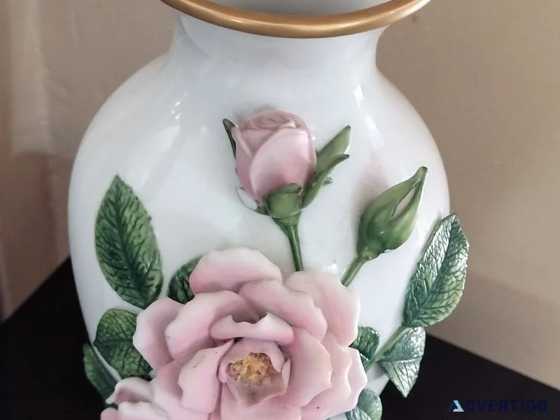 Celestial rose vase