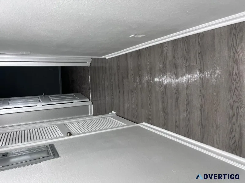 Apartments and house cleaning