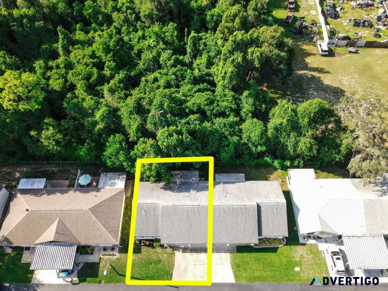  22 Villa with Garage in Community with Amenities 