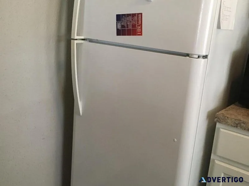 Mildly used White Refrigerator and Stove for sale