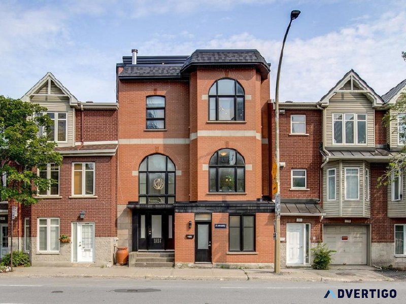 Luxurious triplex -- Triple occupation -- Ville-Marie Montreal