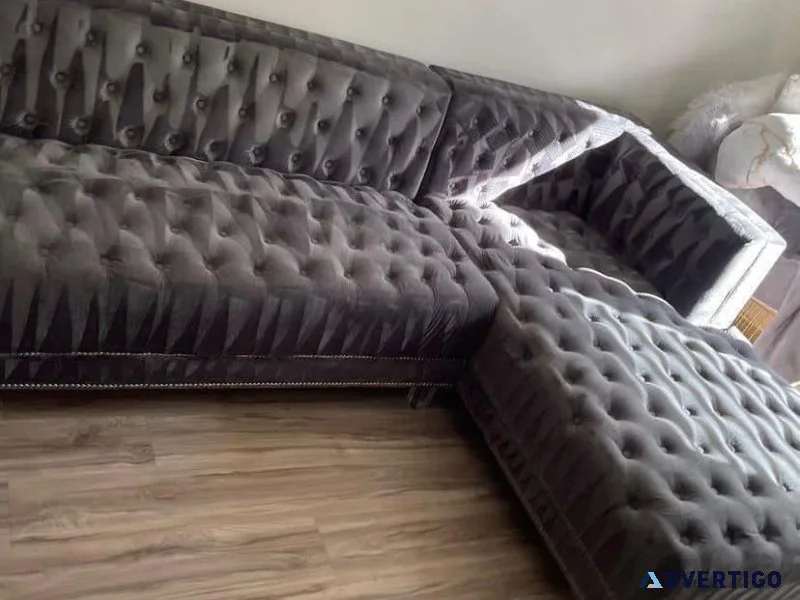 Couch set