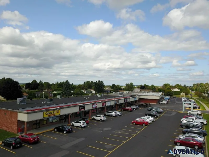 Local tr&egraves bien situ&eacute &agrave Beloeil