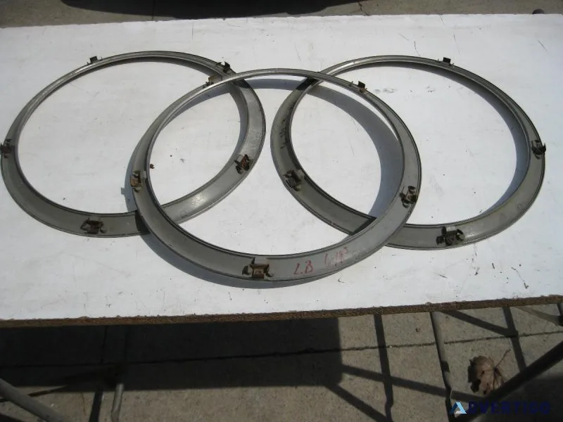 THIN CORVETTE WHEEL TRIM RINGS