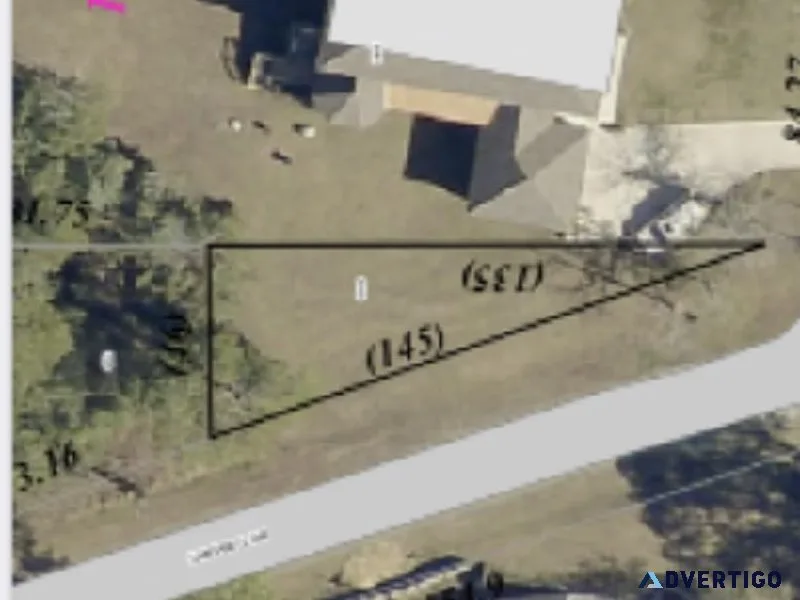 Beautiful Cozy Corner Lot for Sale