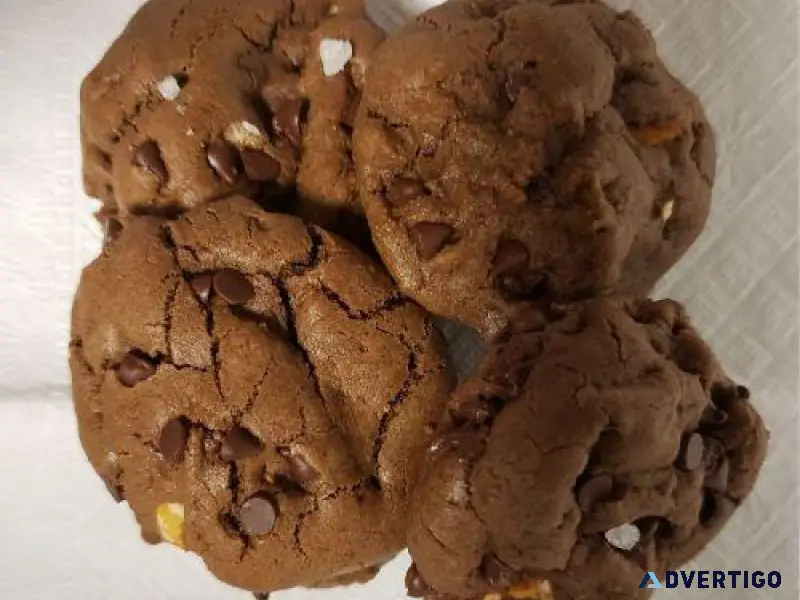 Chocolate pretzel cookies