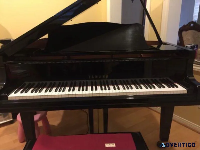 Yamaha Baby Grand Piano
