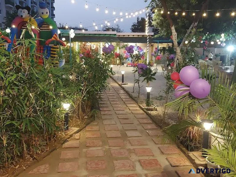 Best Garden Cafe in Noida  Instagrammable Cafe in Noida