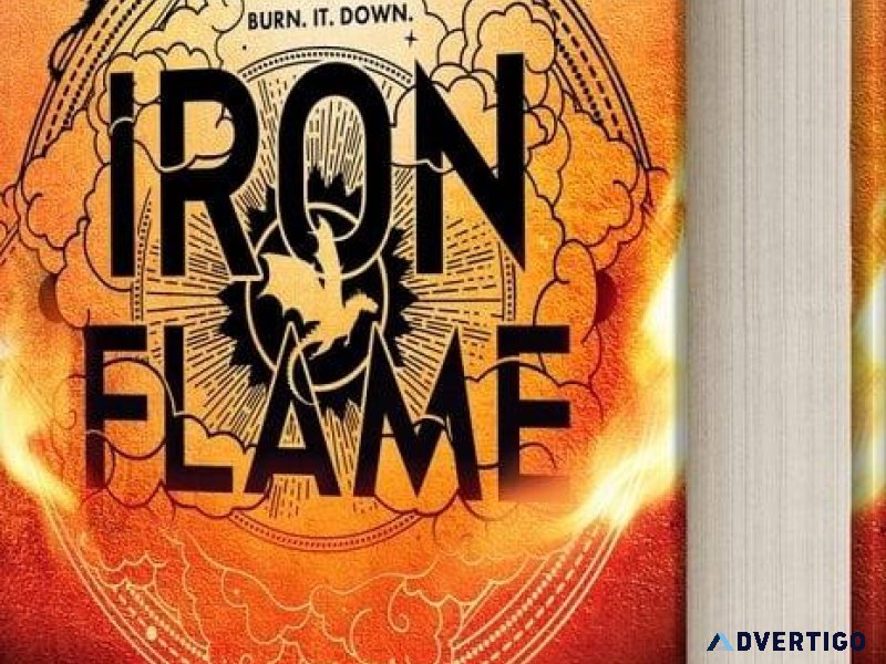 Iron Flame Rebecca Yarros (Author)