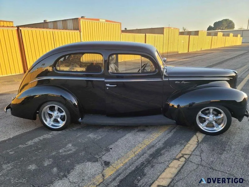 1940 Ford sedan streetrod