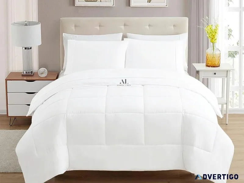 Snuggle up in comfort with this luxurious comforter.