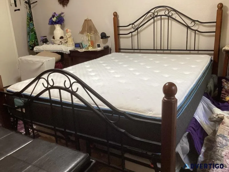 Queen Bed