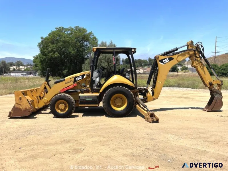 2014 Caterpillar 420F 4WD Backhoe