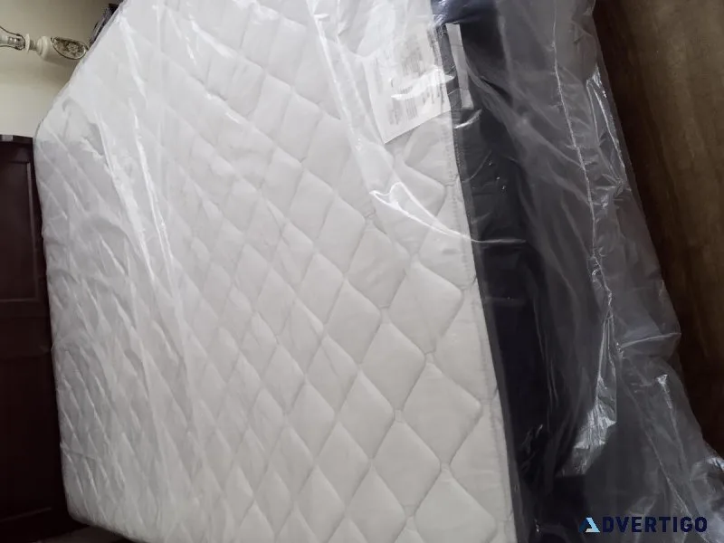 Mattress box spring in plastic