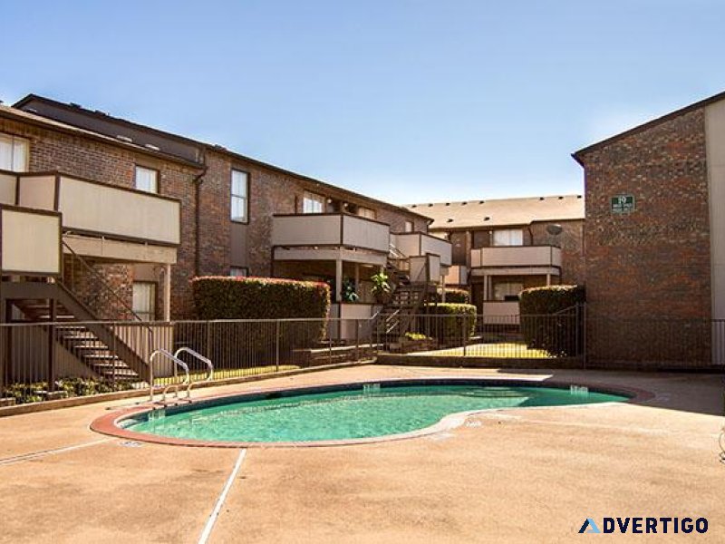 North Dallas Second chance 111265 W2 Pools Fenced Gated