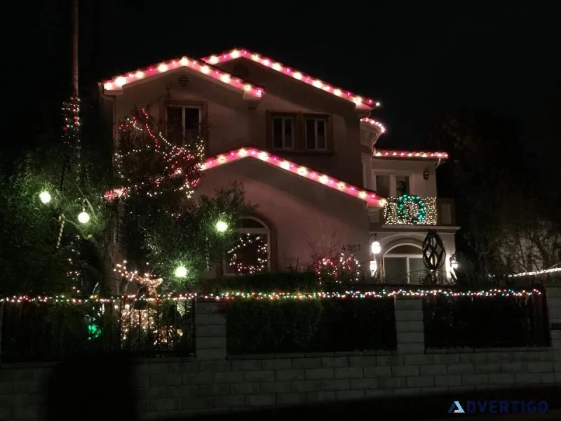 CHRISTMAS LIGHTS INSTALLATION