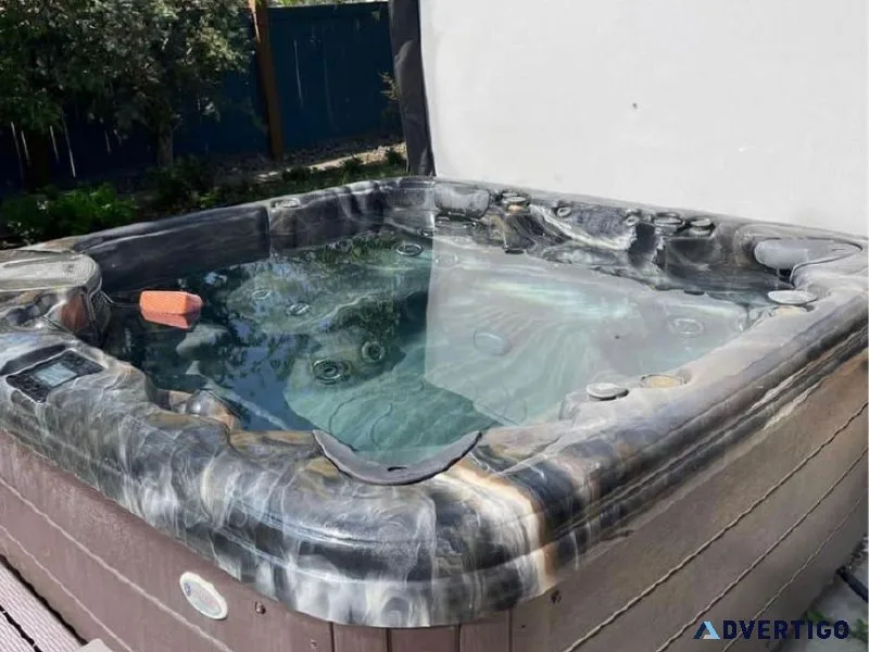 Standard 4 Person Hot Tub