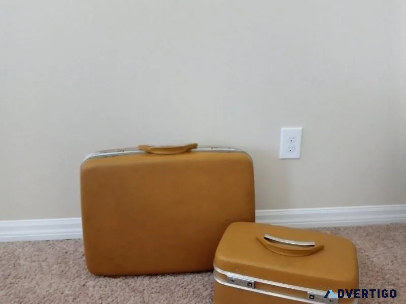 LUGGAGE SET (2 pieces)