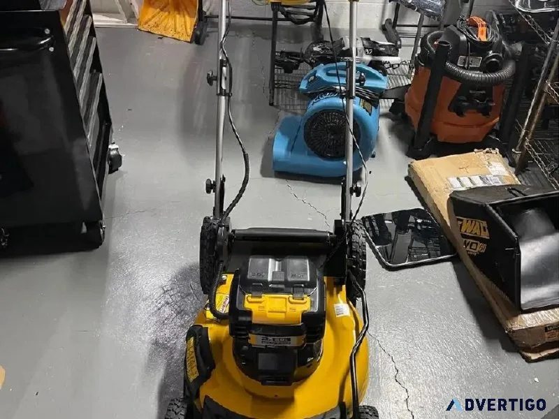 DeWalt Self Driving Mower
