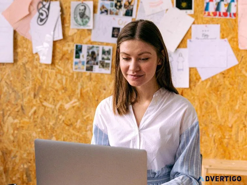 Become a Website Chat Support Agent