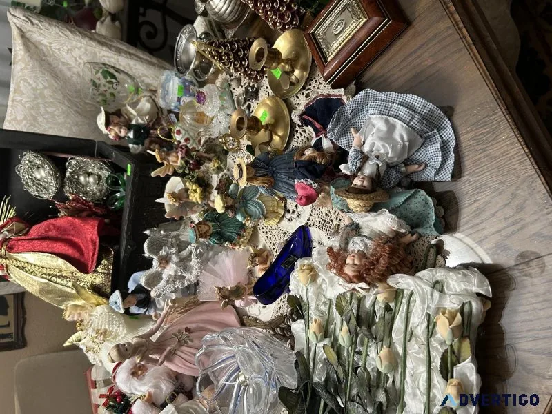 Estate Sale 2318 Sheridan Rd 129 and 1210 9-1pm