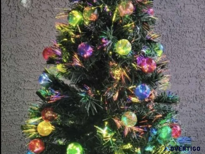 National tree company fibre. Optic color changing tree
