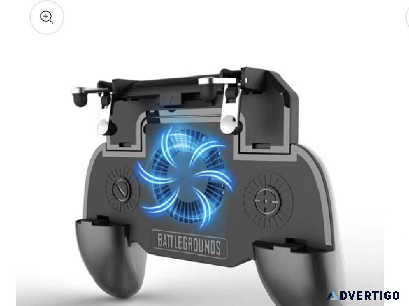 Mobile gaming controller w fan